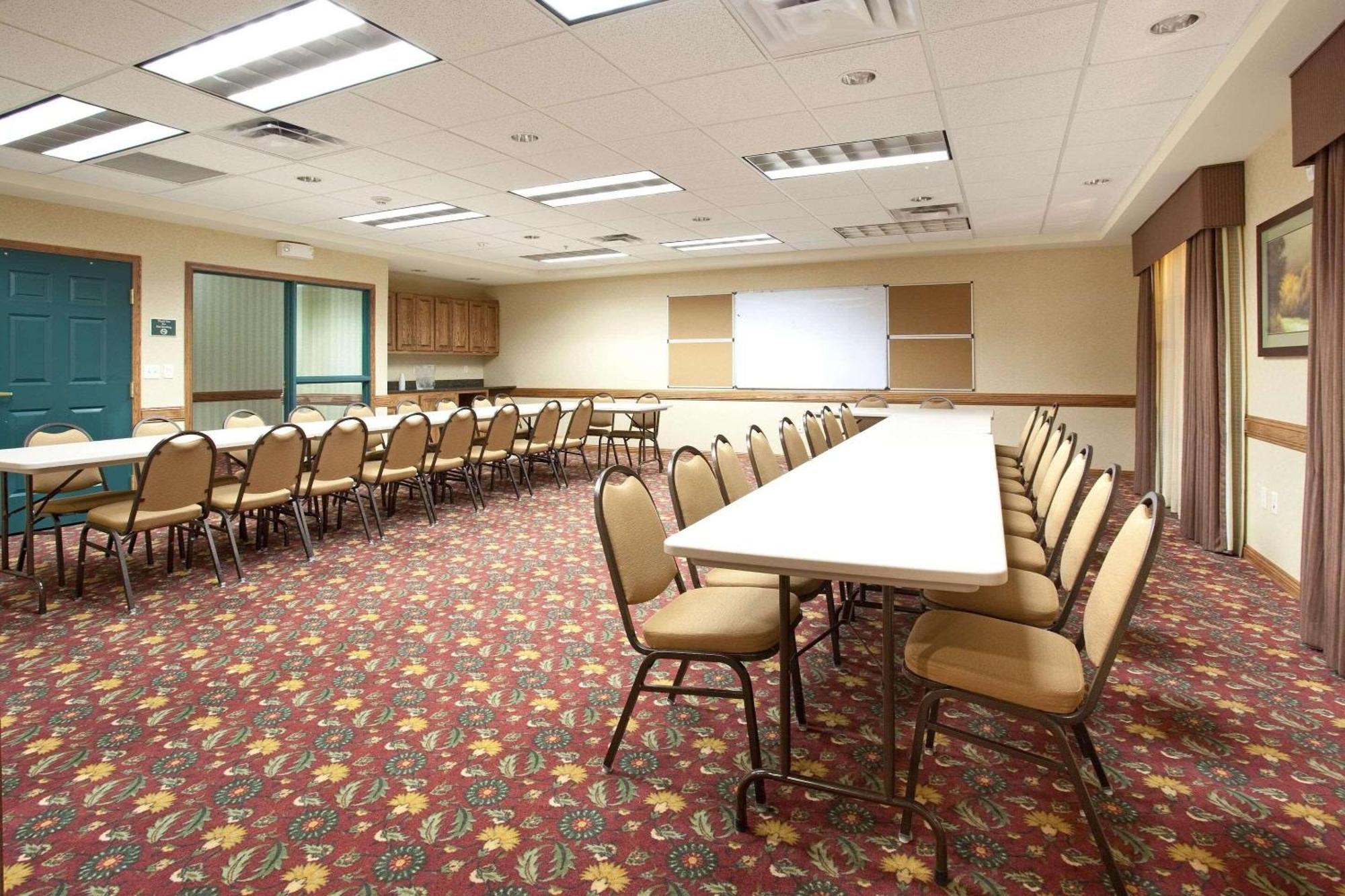 Country Inn & Suites By Radisson, Boise West - Меридиан Экстерьер фото